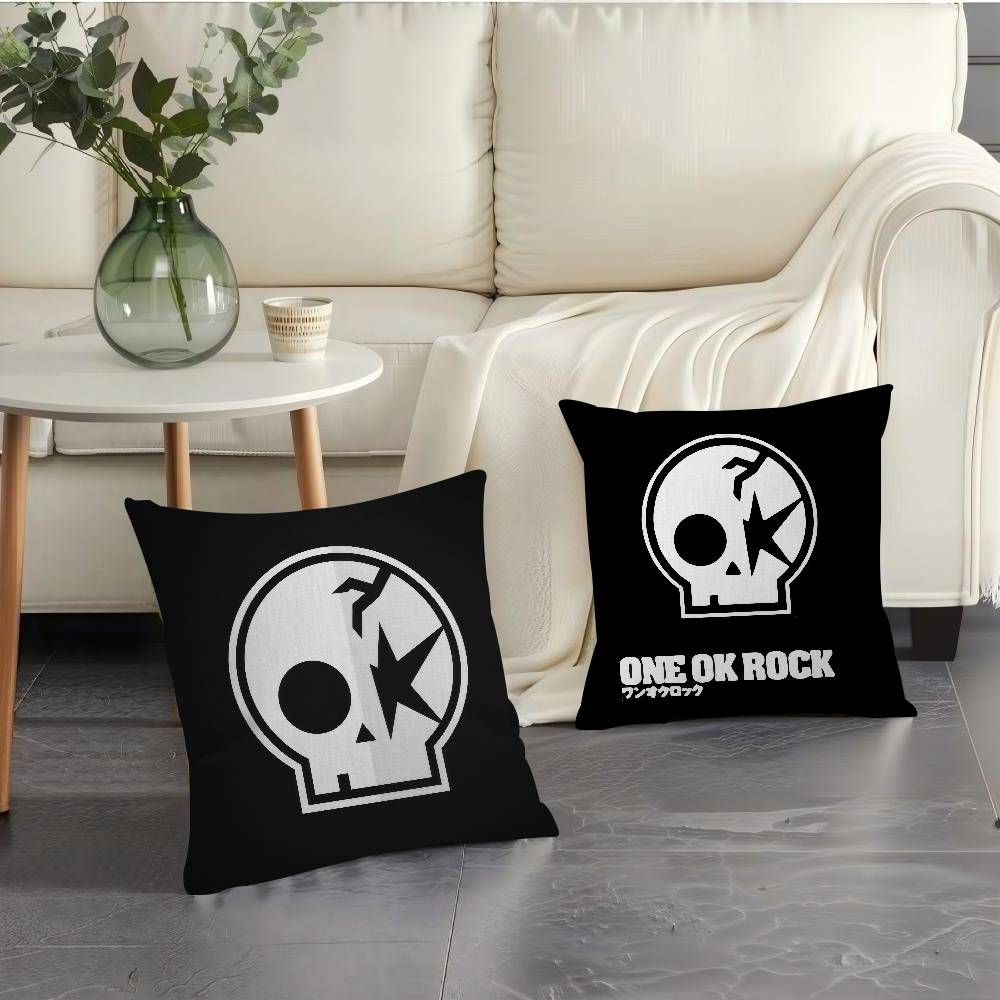 ONE OK ROCK ロゴ枕カバーデザインクッションカバー - Home Textiles Logo のレビューと価格