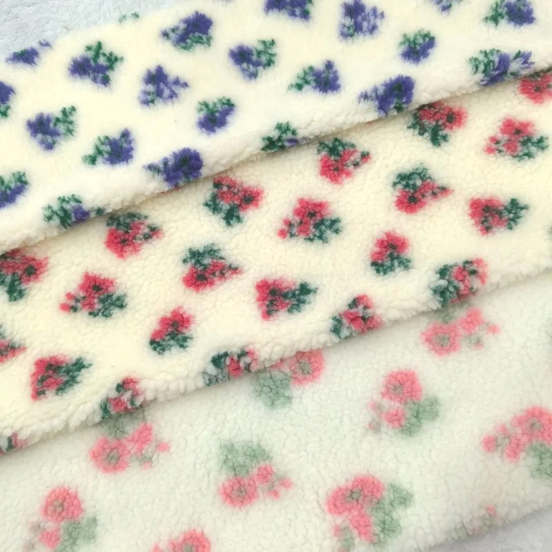 160x50cmの厚手のラムウール生地、小さな花柄プリント入 - Home Textiles Photos のレビューと価格