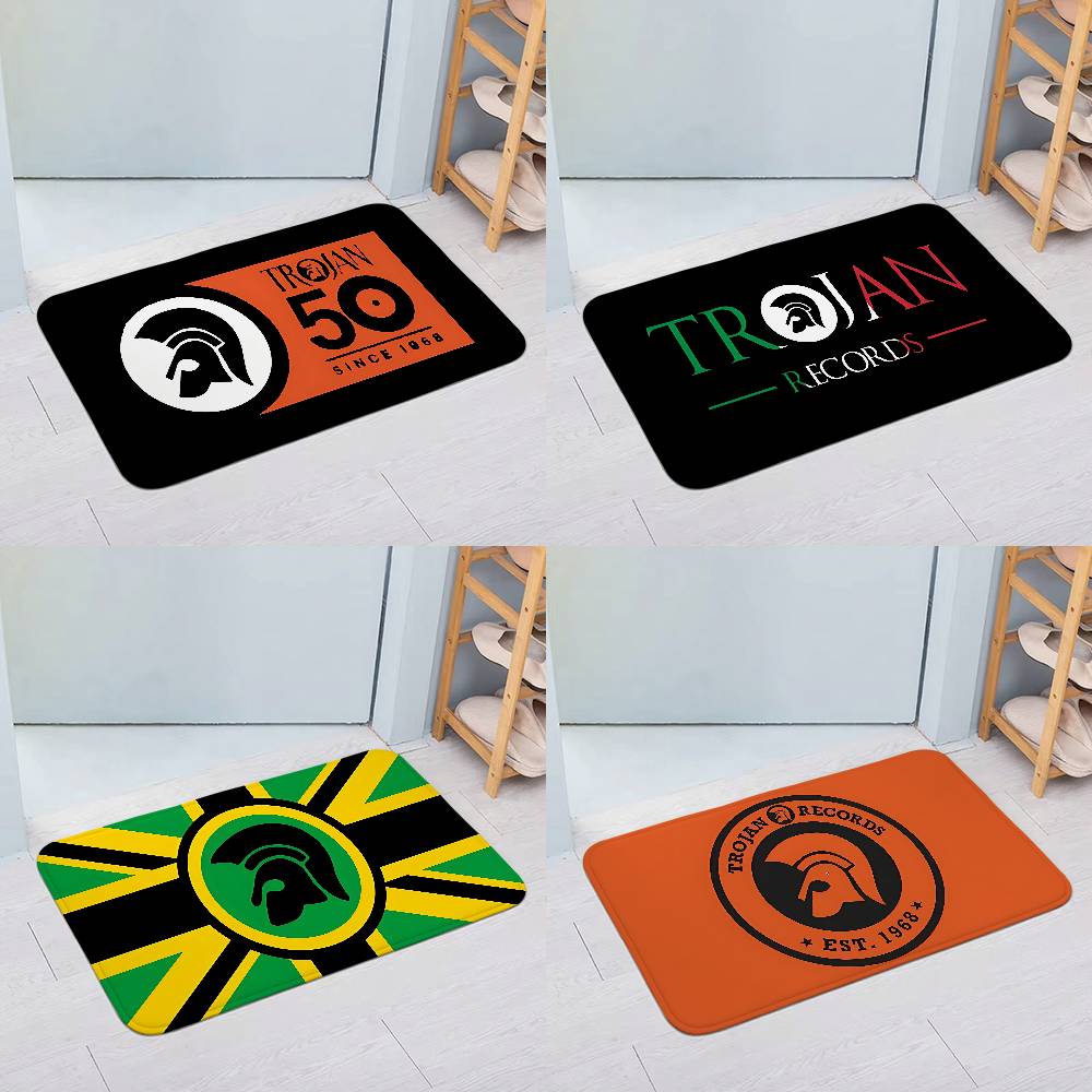 Trojans-Records-ロゴ フロアマット ホームラ - Home Textiles Logo のレビューと価格